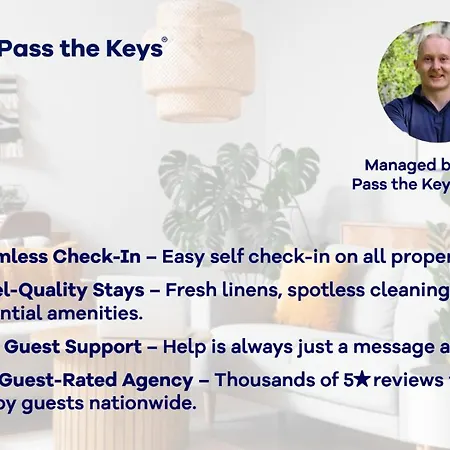 9 College Court Spacious, Modern 4-bed Townhouse In - Pass The Keys יורק