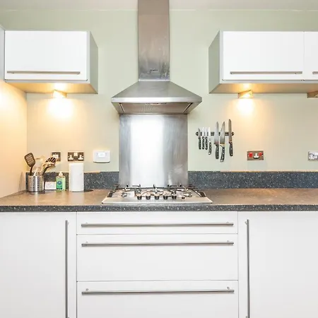 9 College Court Spacious, Modern 4-bed Townhouse In - Pass The Keys 펜션