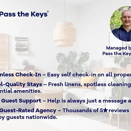 9 College Court Spacious, Modern 4-bed Townhouse In - Pass The Keys * 요크